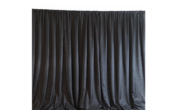 10ft. Black drape and pipe